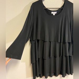 Susan Graver Ruffled Top Size 1X